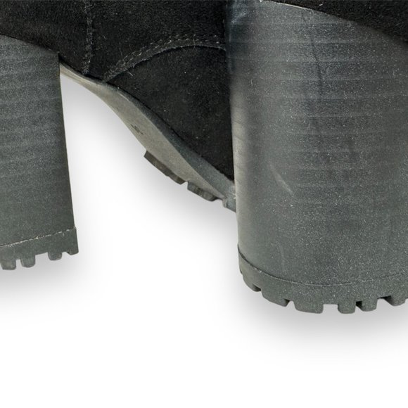 Le Chateu Lace Up Ankle Boots - Picture 8 of 9